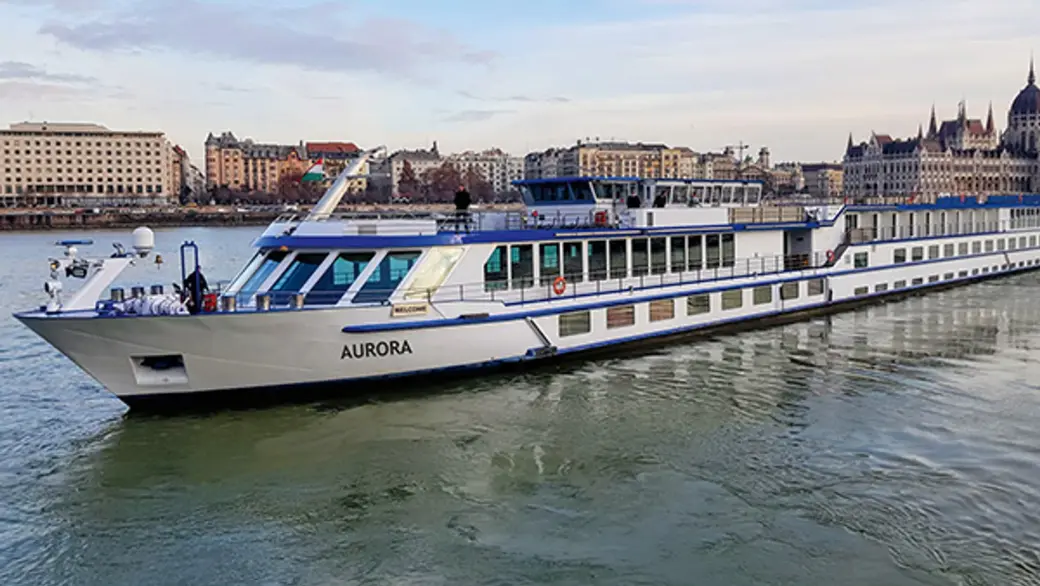MS Aurora Außenansicht